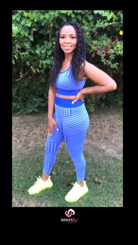 "True Blue"Set